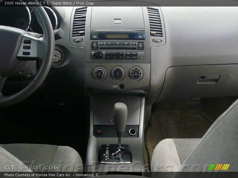 Super Black / Frost Gray 2005 Nissan Altima 2.5 S