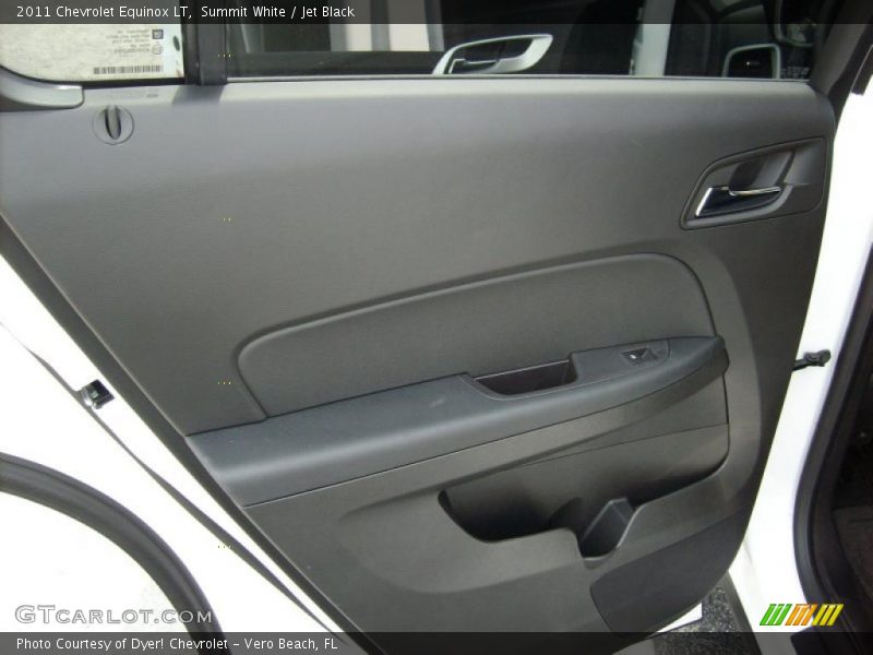 Summit White / Jet Black 2011 Chevrolet Equinox LT