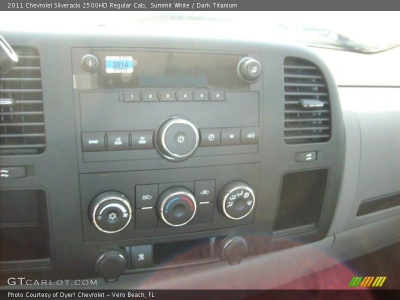 Summit White / Dark Titanium 2011 Chevrolet Silverado 2500HD Regular Cab