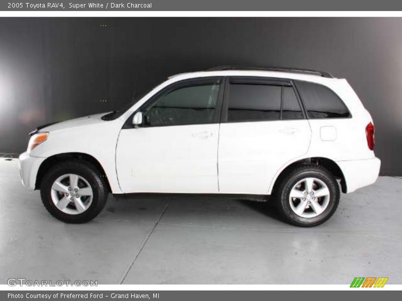 Super White / Dark Charcoal 2005 Toyota RAV4