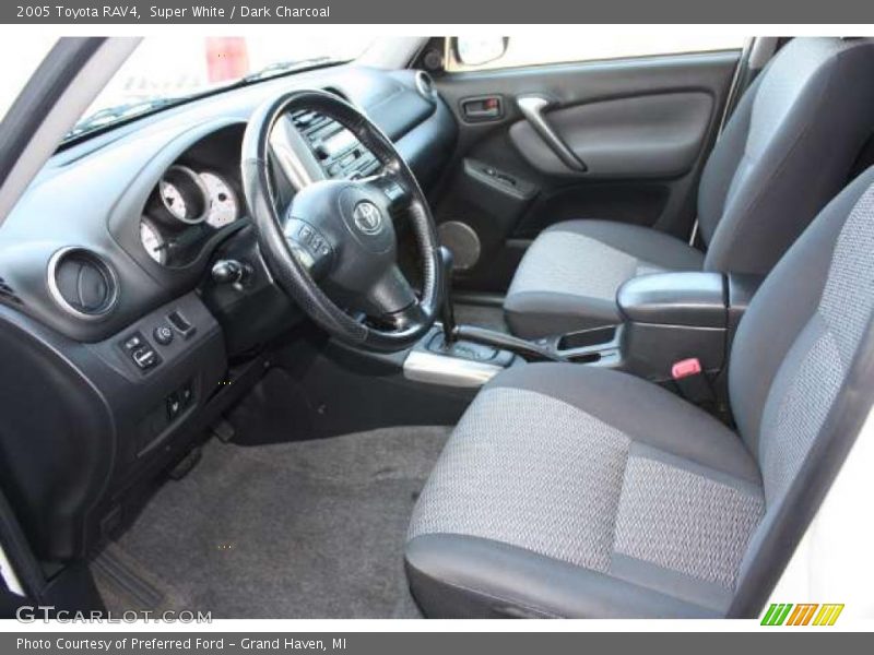 Super White / Dark Charcoal 2005 Toyota RAV4
