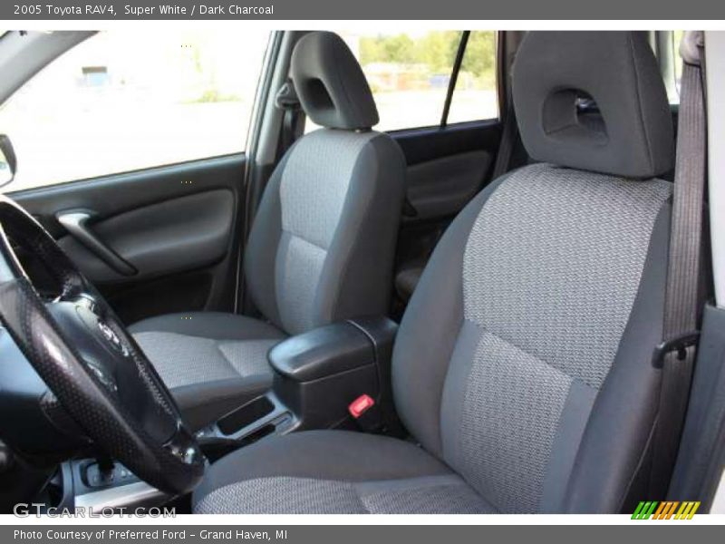 Super White / Dark Charcoal 2005 Toyota RAV4