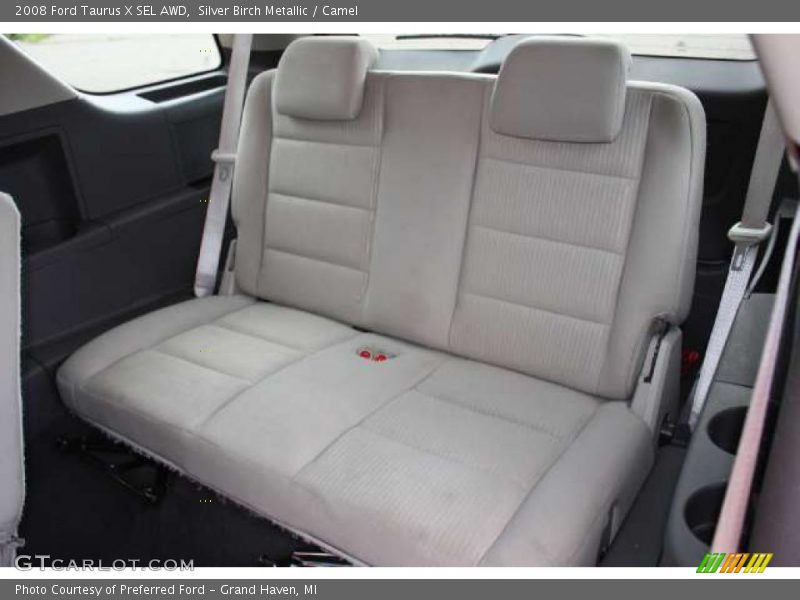 Silver Birch Metallic / Camel 2008 Ford Taurus X SEL AWD
