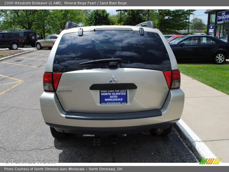 Mineral Beige Pearl / Sand Blast Beige 2006 Mitsubishi Endeavor LS AWD