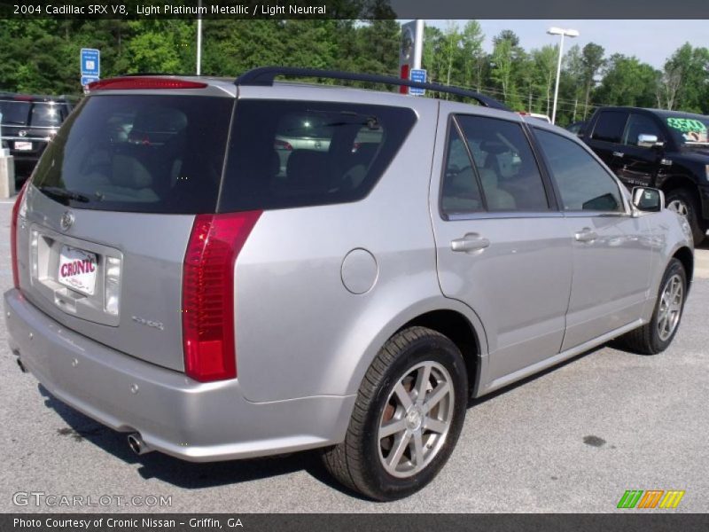 Light Platinum Metallic / Light Neutral 2004 Cadillac SRX V8