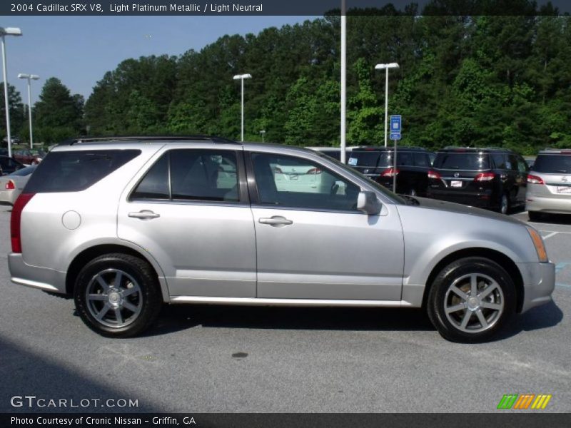 Light Platinum Metallic / Light Neutral 2004 Cadillac SRX V8