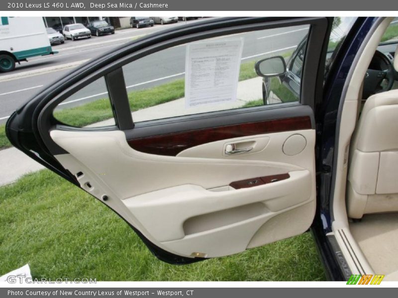 Door Panel of 2010 LS 460 L AWD