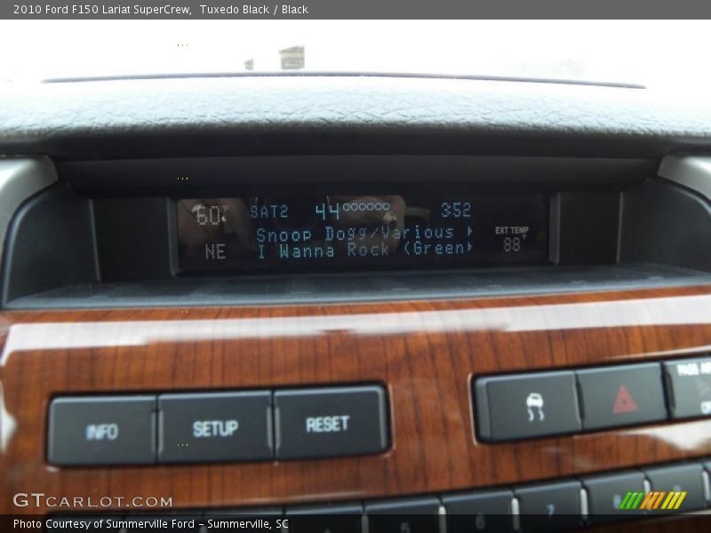 Tuxedo Black / Black 2010 Ford F150 Lariat SuperCrew