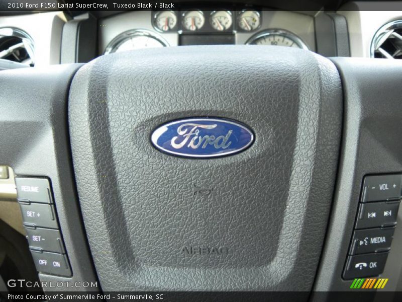 Tuxedo Black / Black 2010 Ford F150 Lariat SuperCrew