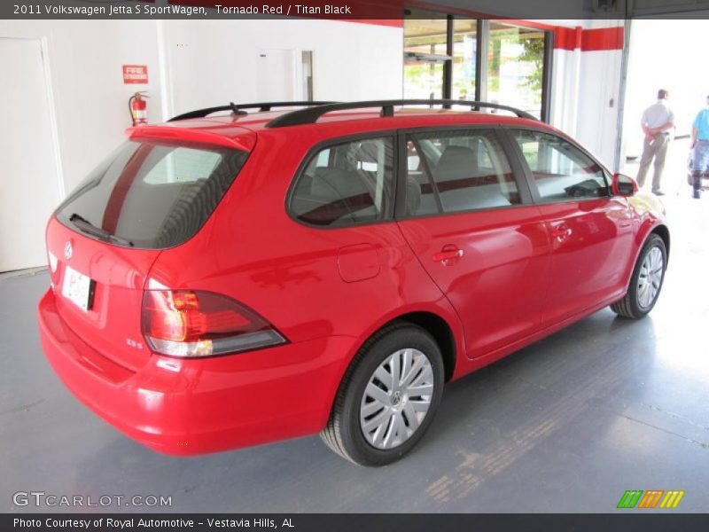 Tornado Red / Titan Black 2011 Volkswagen Jetta S SportWagen