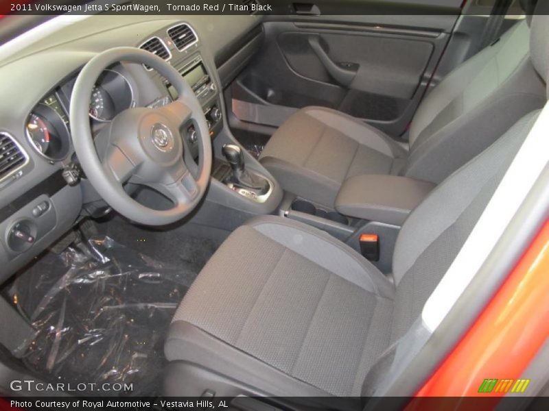 Tornado Red / Titan Black 2011 Volkswagen Jetta S SportWagen