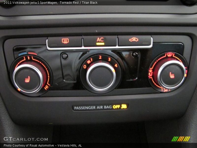 Tornado Red / Titan Black 2011 Volkswagen Jetta S SportWagen
