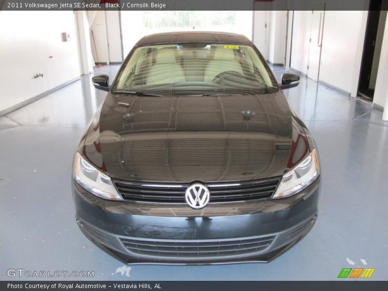 Black / Cornsilk Beige 2011 Volkswagen Jetta SE Sedan