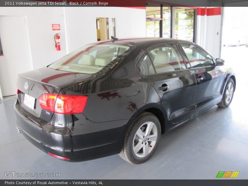 Black / Cornsilk Beige 2011 Volkswagen Jetta TDI Sedan
