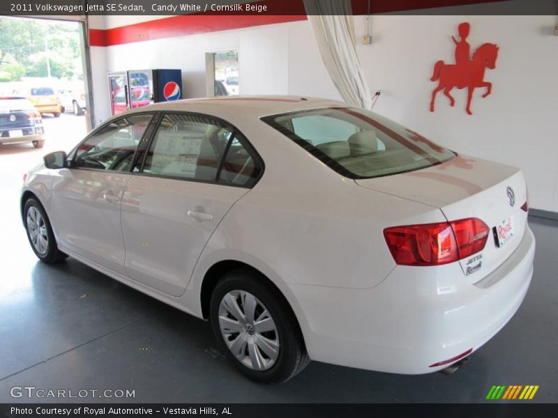 Candy White / Cornsilk Beige 2011 Volkswagen Jetta SE Sedan