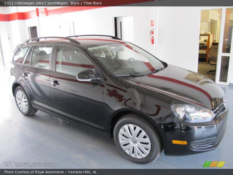 Black / Titan Black 2011 Volkswagen Jetta S SportWagen