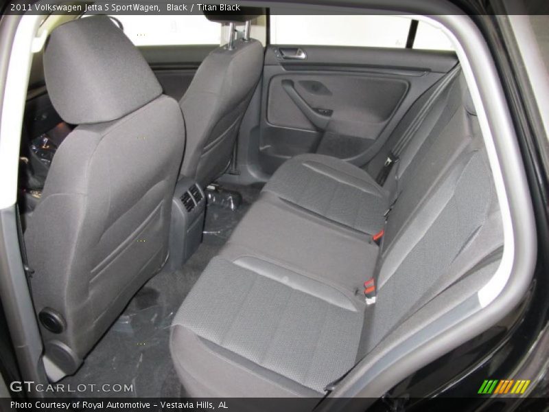 Black / Titan Black 2011 Volkswagen Jetta S SportWagen