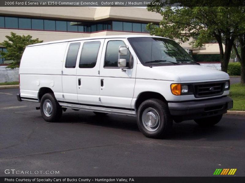 Oxford White / Medium Flint Grey 2006 Ford E Series Van E350 Commercial Extended