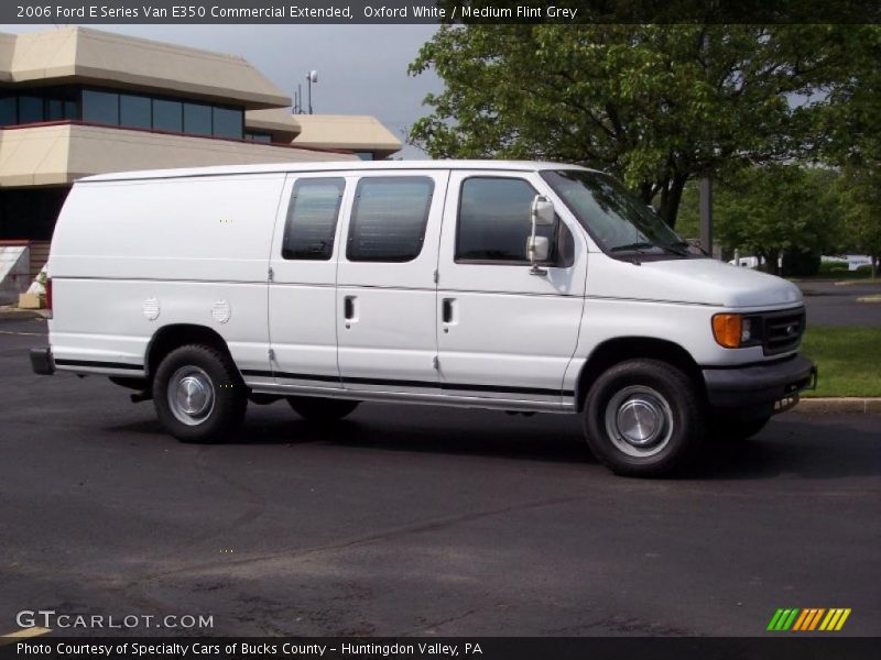 Oxford White / Medium Flint Grey 2006 Ford E Series Van E350 Commercial Extended