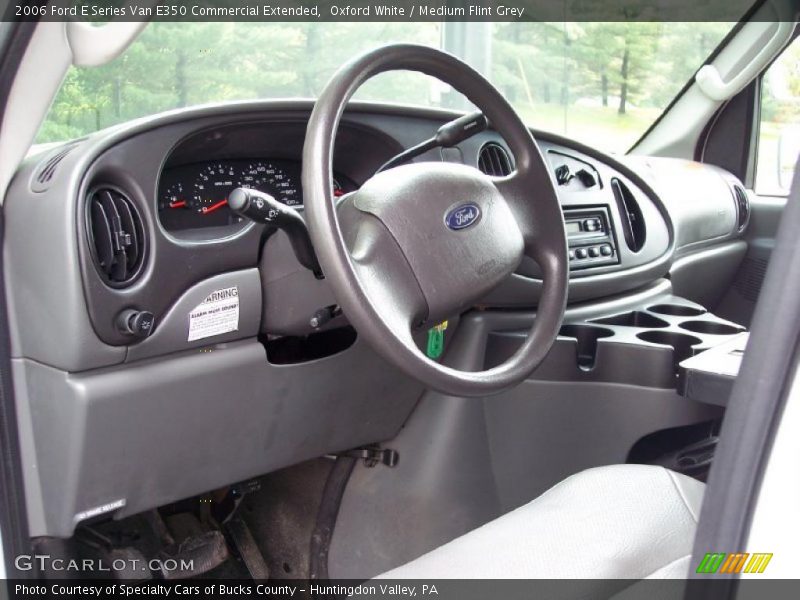 Oxford White / Medium Flint Grey 2006 Ford E Series Van E350 Commercial Extended
