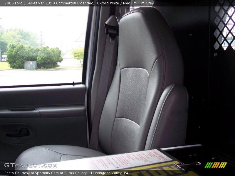 Oxford White / Medium Flint Grey 2006 Ford E Series Van E350 Commercial Extended