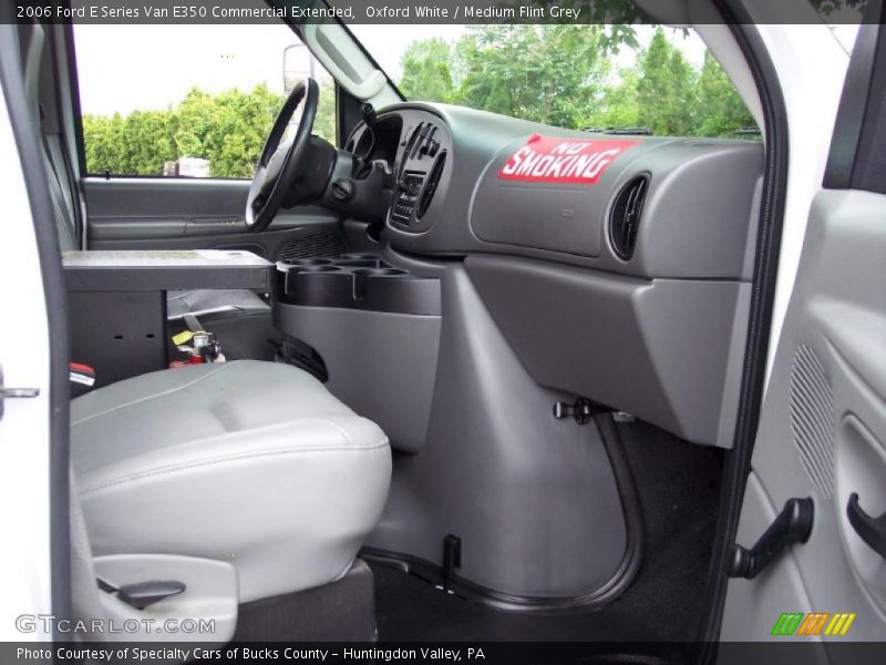 Oxford White / Medium Flint Grey 2006 Ford E Series Van E350 Commercial Extended