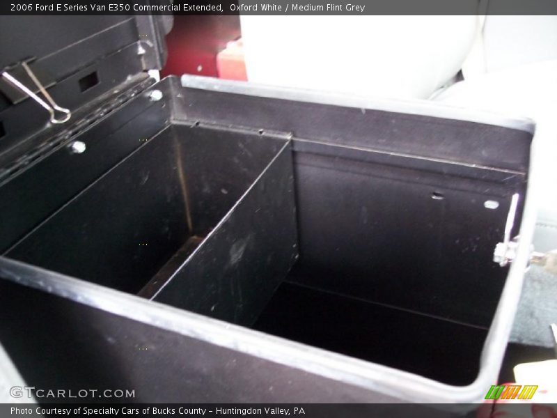 Oxford White / Medium Flint Grey 2006 Ford E Series Van E350 Commercial Extended