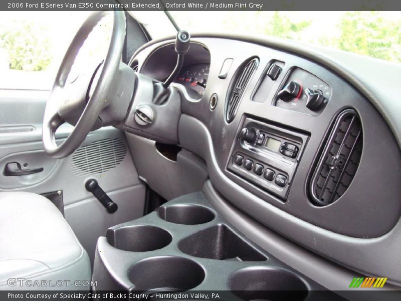 Oxford White / Medium Flint Grey 2006 Ford E Series Van E350 Commercial Extended