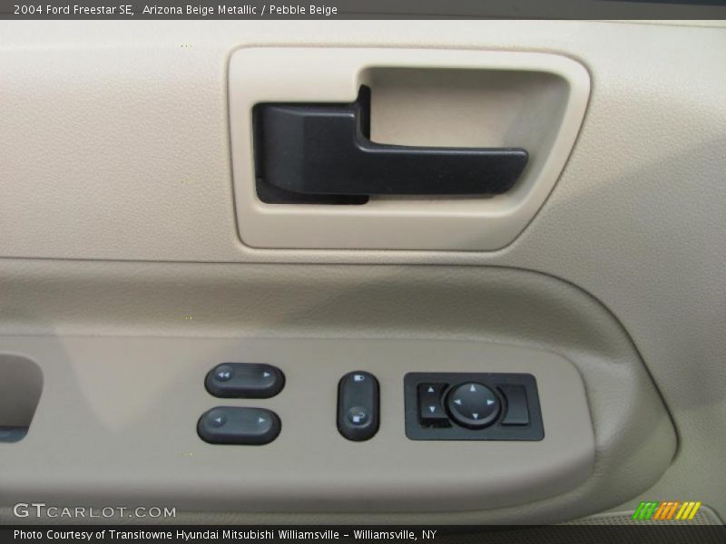 Arizona Beige Metallic / Pebble Beige 2004 Ford Freestar SE