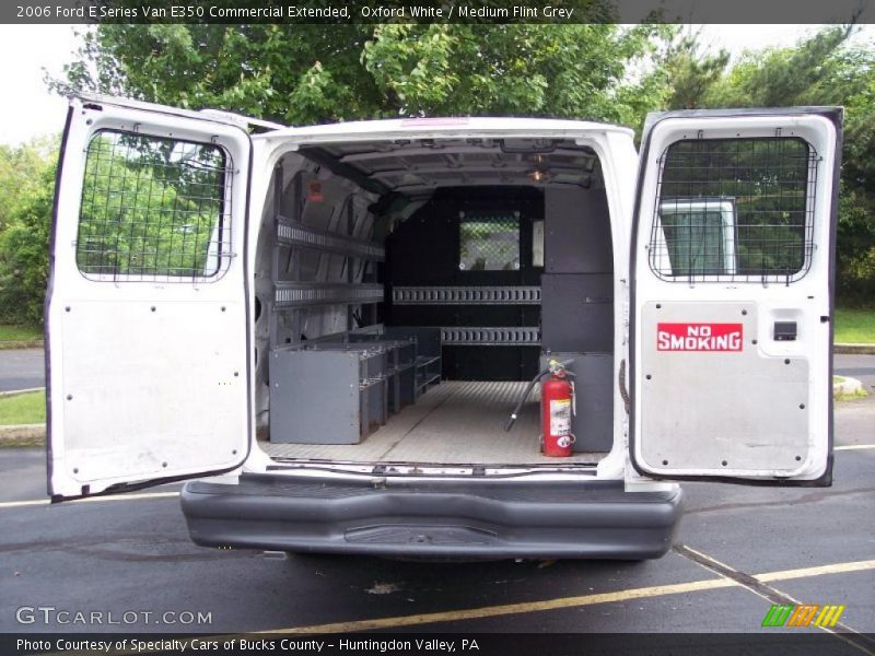 Oxford White / Medium Flint Grey 2006 Ford E Series Van E350 Commercial Extended