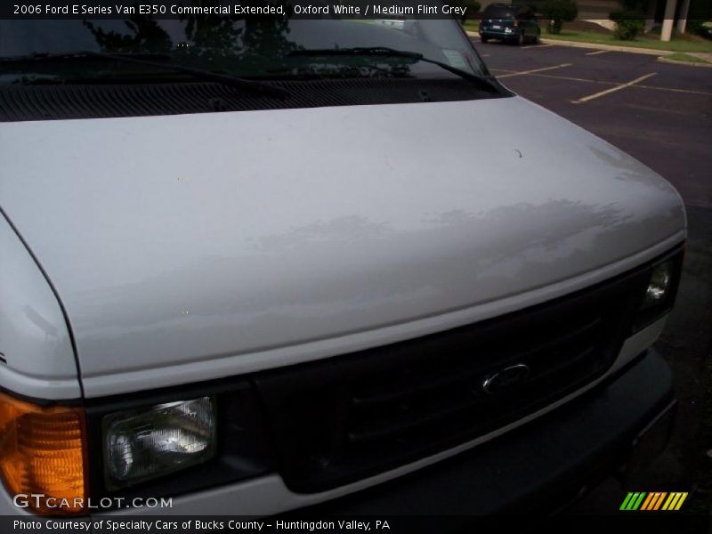 Oxford White / Medium Flint Grey 2006 Ford E Series Van E350 Commercial Extended