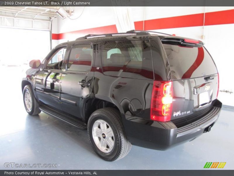 Black / Light Cashmere 2009 Chevrolet Tahoe LT