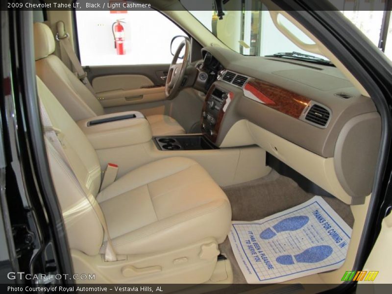 Black / Light Cashmere 2009 Chevrolet Tahoe LT