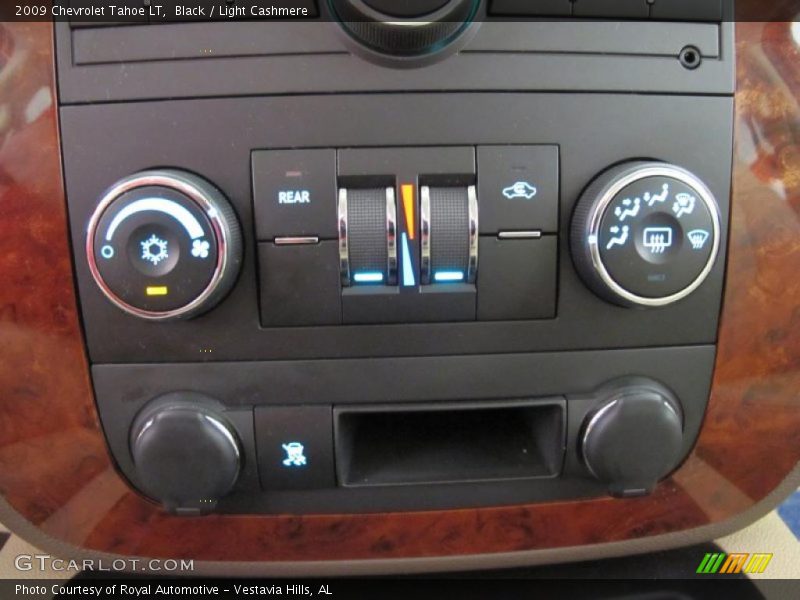 Controls of 2009 Tahoe LT