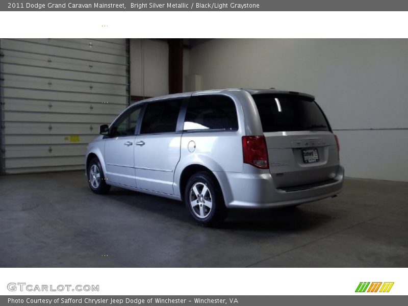 Bright Silver Metallic / Black/Light Graystone 2011 Dodge Grand Caravan Mainstreet