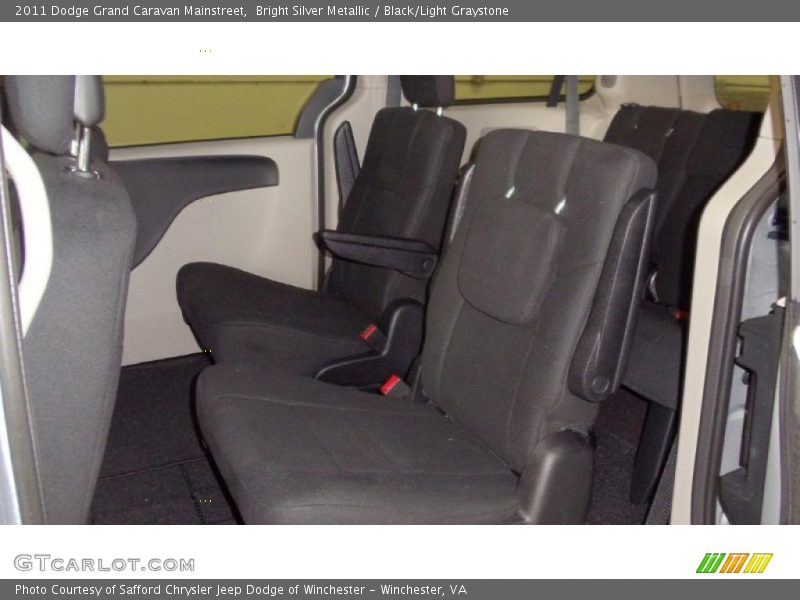 Bright Silver Metallic / Black/Light Graystone 2011 Dodge Grand Caravan Mainstreet