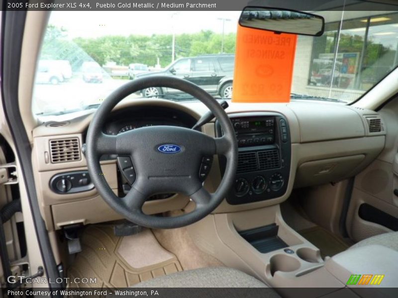  2005 Explorer XLS 4x4 Medium Parchment Interior