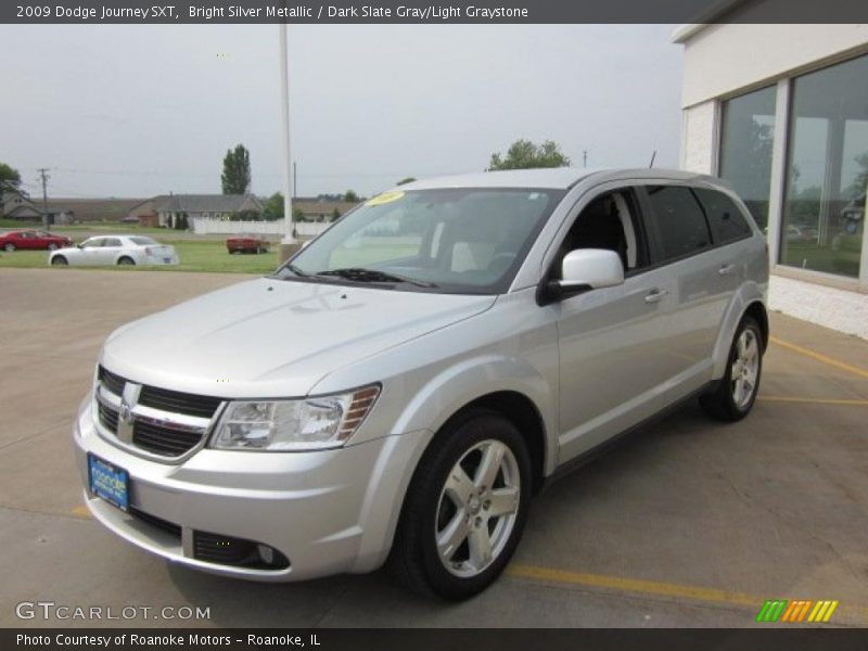 Bright Silver Metallic / Dark Slate Gray/Light Graystone 2009 Dodge Journey SXT