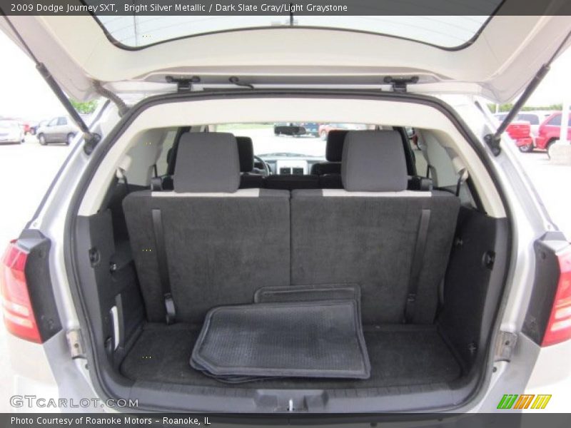 Bright Silver Metallic / Dark Slate Gray/Light Graystone 2009 Dodge Journey SXT