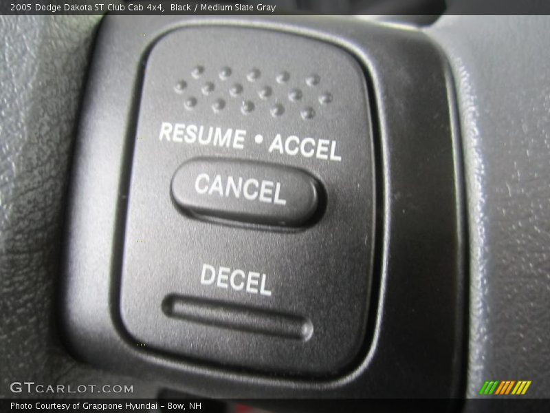 Black / Medium Slate Gray 2005 Dodge Dakota ST Club Cab 4x4