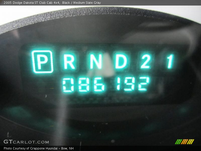 Black / Medium Slate Gray 2005 Dodge Dakota ST Club Cab 4x4