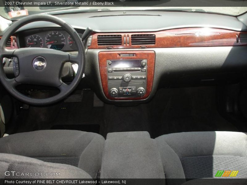 Dashboard of 2007 Impala LT