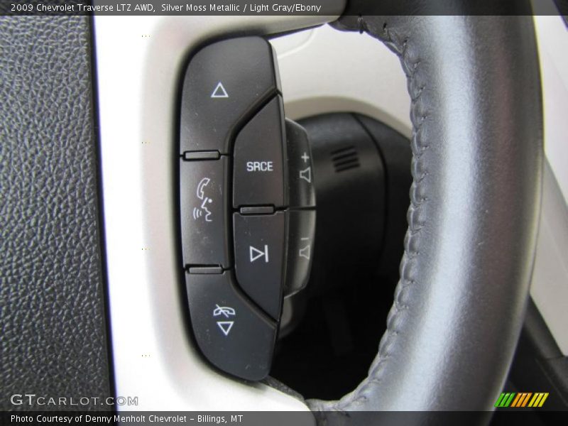 Controls of 2009 Traverse LTZ AWD