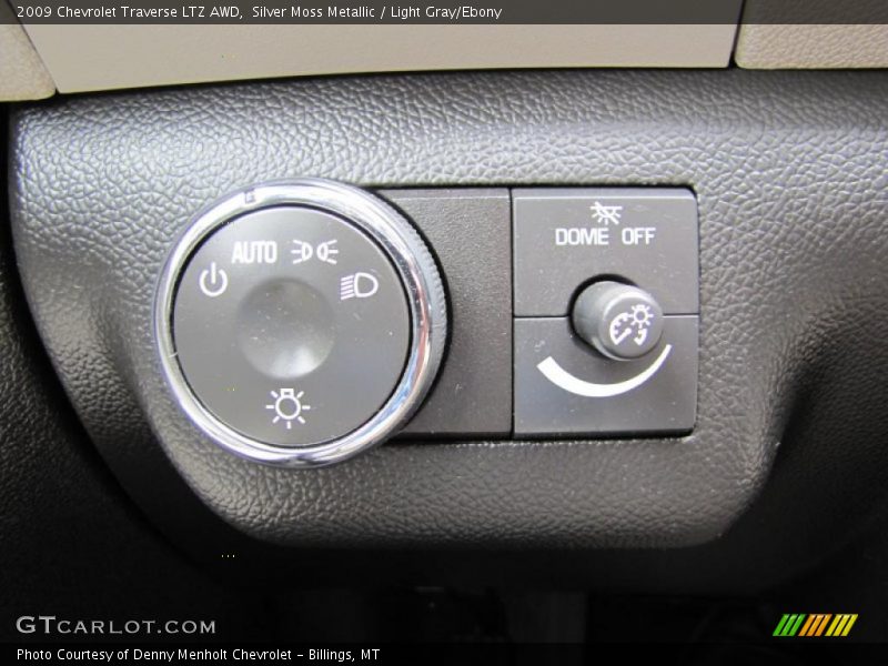 Controls of 2009 Traverse LTZ AWD