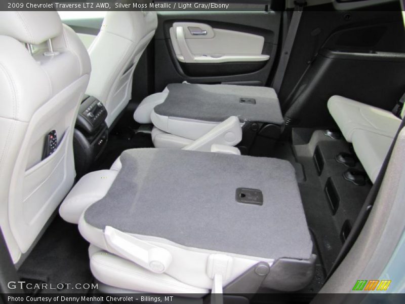  2009 Traverse LTZ AWD Light Gray/Ebony Interior
