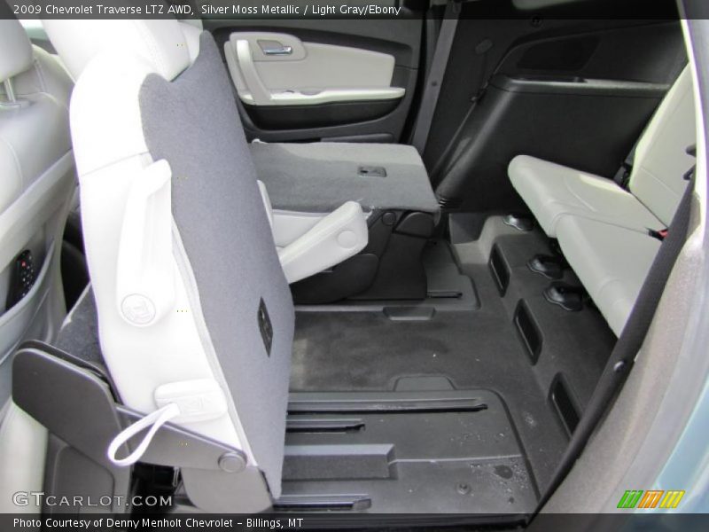  2009 Traverse LTZ AWD Light Gray/Ebony Interior