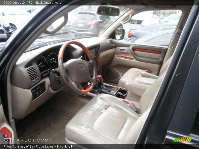 Black Onyx / Ivory 2000 Lexus LX 470