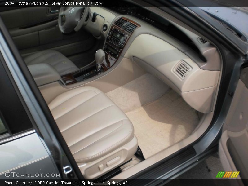 Silver Spruce Metallic / Ivory 2004 Toyota Avalon XLS