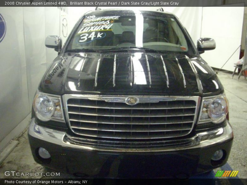 Brilliant Black Crystal Pearl / Dark Slate Gray/Light Slate Gray 2008 Chrysler Aspen Limited 4WD
