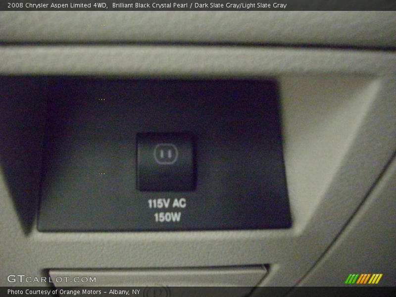 Brilliant Black Crystal Pearl / Dark Slate Gray/Light Slate Gray 2008 Chrysler Aspen Limited 4WD